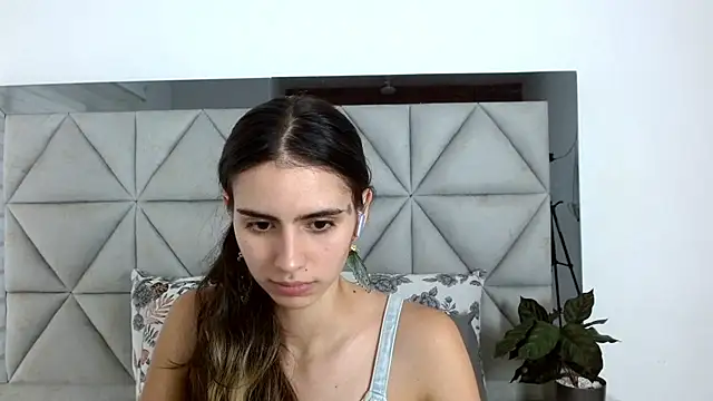 nina pons online show from 19, 12, 2024