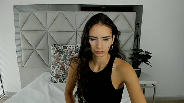 nina pons online show from 21, 2, 2025