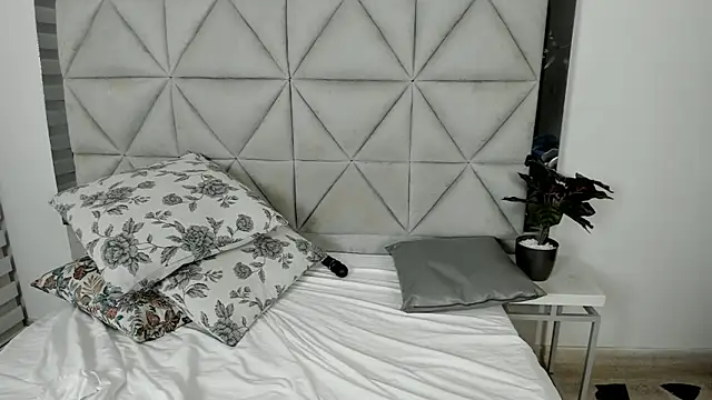 nina pons online show from 14, 3, 2025