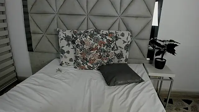 nina pons online show from 19, 3, 2025