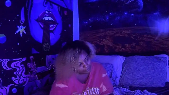 AutumnHart online show from 15, 12, 2024