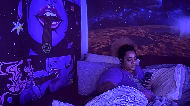 AutumnHart online show from 18, 12, 2024