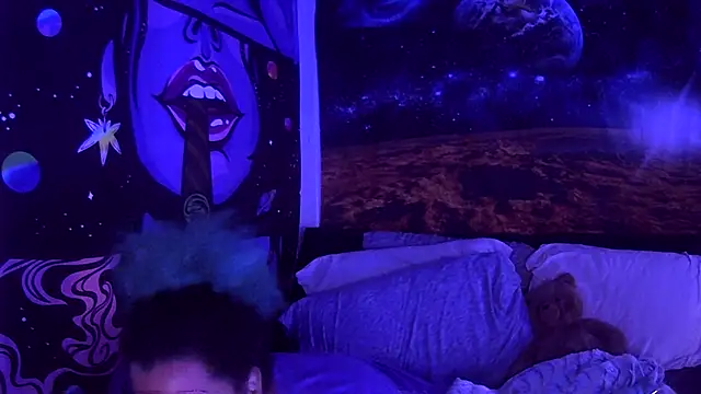 AutumnHart online show from 6, 1, 2025