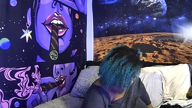 AutumnHart online show from 8, 1, 2025