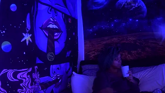 AutumnHart online show from 9, 1, 2025