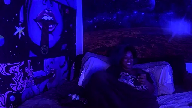 AutumnHart online show from 11, 1, 2025