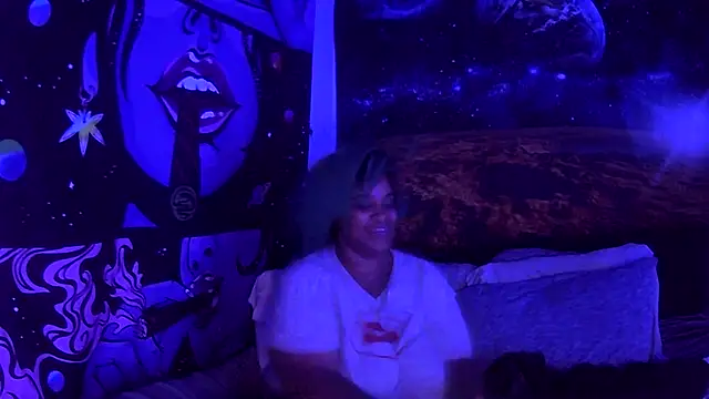 AutumnHart online show from 12, 1, 2025