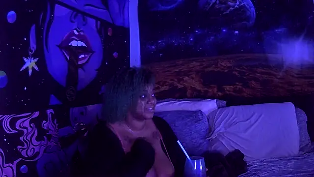 AutumnHart online show from 22, 1, 2025