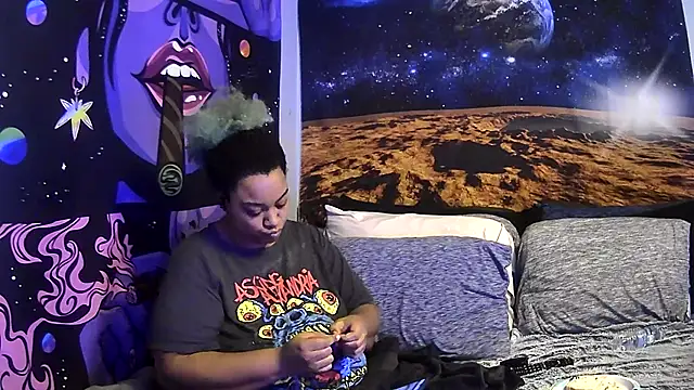 AutumnHart online show from 15, 2, 2025