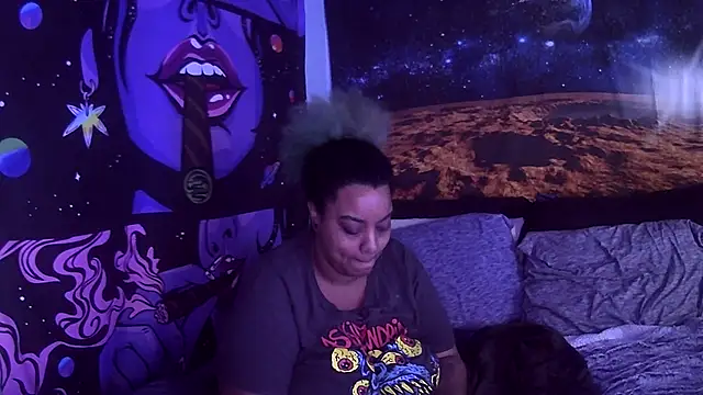 AutumnHart online show from 16, 2, 2025