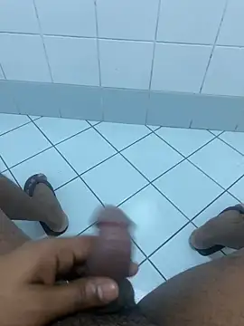 Snapshot of SLhotman chatting on 9, 3, 2025 SLhotman online show from 9, 3, 2025