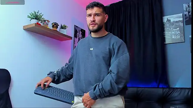 AndrewDiaz online show from 5, 3, 2025