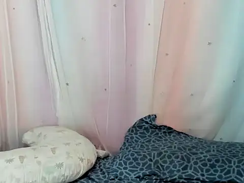 Snapshot of aliissa_more chatting on 18, 4, 2026 aliissa more online show from 18, 4, 2026