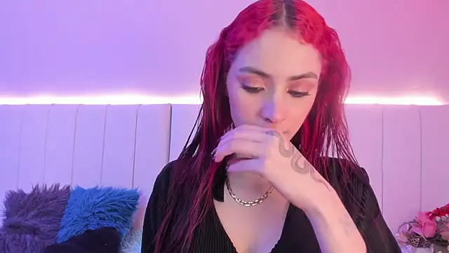 CAMILLEN PETTID online show from 13, 11, 2025