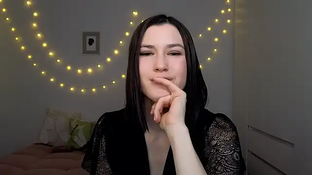 Snapshot of AliciaNewell chatting on 20, 5, 2026 AliciaNewell online show from 20, 5, 2026