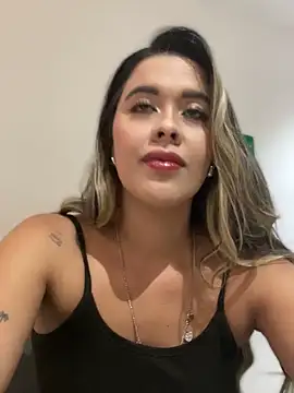 Emilia Bakerr online show from 28, 12, 2024