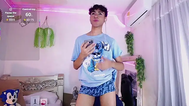 huge armound online show from 15, 10, 2025