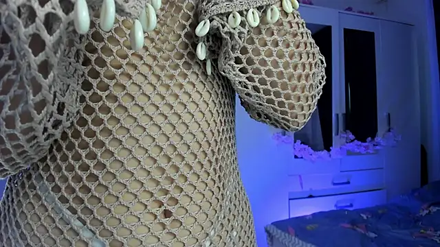 KaylaLaine online show from 19, 9, 2025