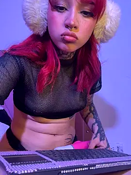 IrisMagiic online show from 18, 11, 2025