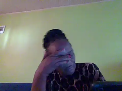 Snapshot of Shaz_brown chatting on 3, 1, 2025 Shaz brown online show from 3, 1, 2025