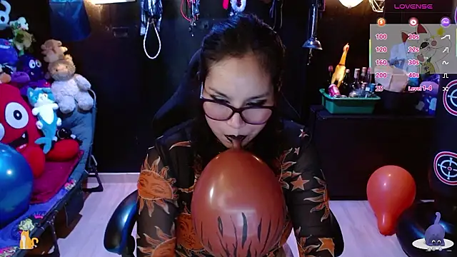 kureiji hentaii online show from 6, 3, 2026