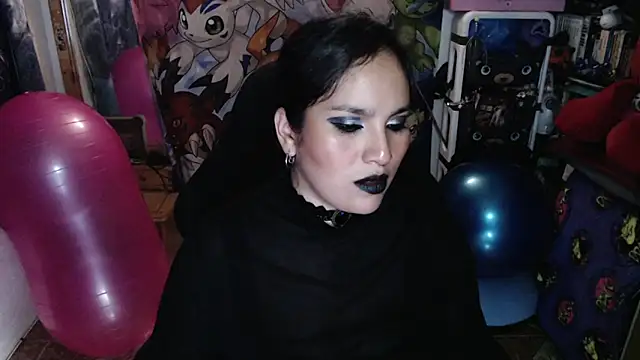 Snapshot of kureiji_hentaii chatting on 17, 5, 2026 kureiji hentaii online show from 17, 5, 2026
