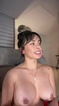 Alison Diaz17 online show from 21, 4, 2026