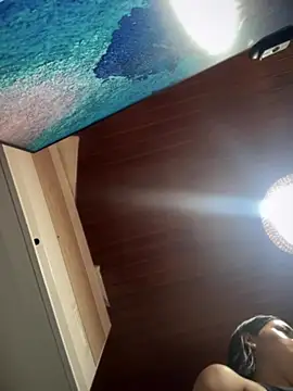 MarianaBenz online show from 5, 11, 2025