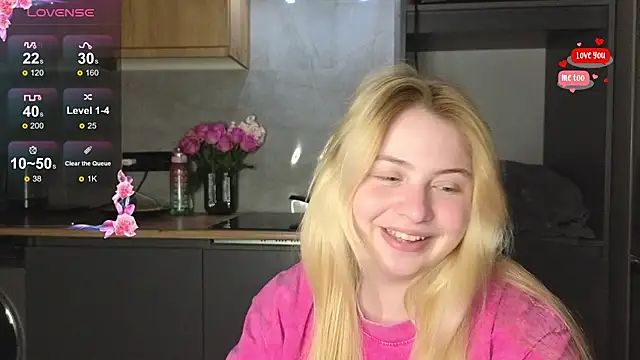 shy blondiee online show from 18, 2, 2026