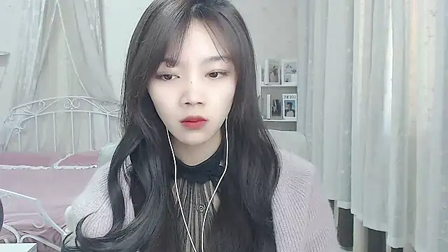 Snapshot of Jenny-Z chatting on 8, 2, 2026 Jenny-Z online show from 8, 2, 2026