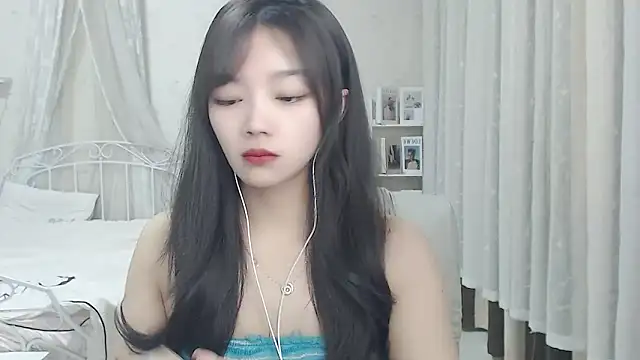 Snapshot of Jenny-Z chatting on 14, 2, 2026 Jenny-Z online show from 14, 2, 2026