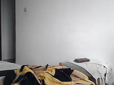 petiteebony 81 online show from 13, 3, 2026