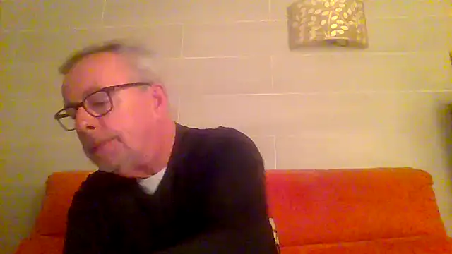 tuggy59 online show from 12, 2, 2026