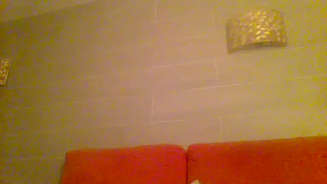 Snapshot of tuggy59 chatting on 20, 4, 2026 tuggy59 online show from 20, 4, 2026