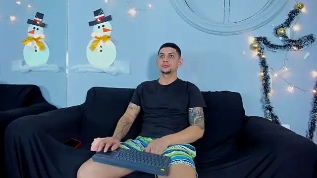 Alex cute77 online show from 3, 12, 2024