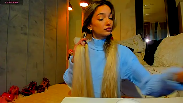 Sassy Teen online show from 29, 11, 2025