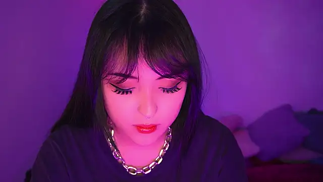 Gloomydoll online show from 8, 4, 2026