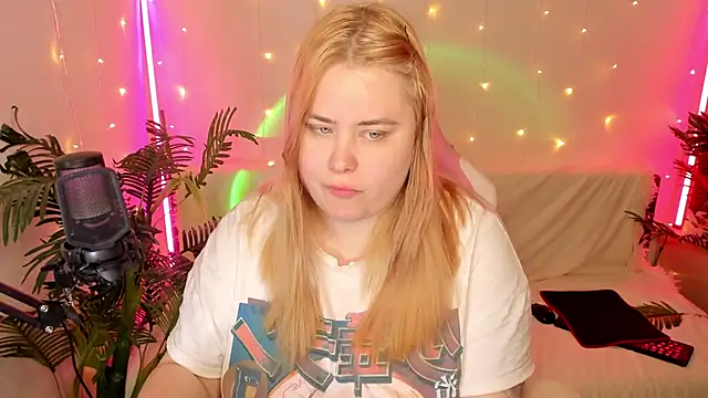 Akemi BBW online show from 20, 1, 2025