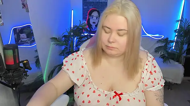 Akemi BBW online show from 21, 3, 2025