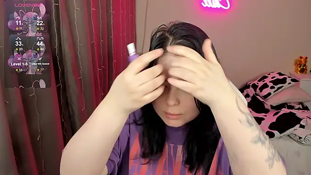 Akemi BBW online show from 5, 3, 2026