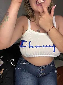 zoe adhara online show from 8, 1, 2025