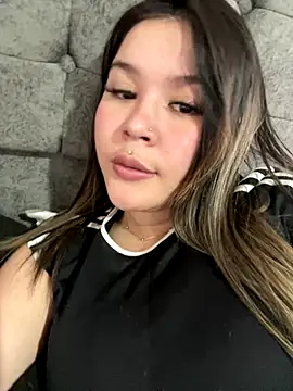 zoe adhara online show from 3, 10, 2025