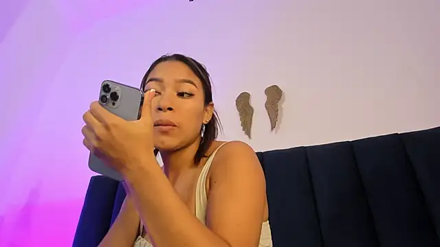 Snapshot of Anette_ chatting on 9, 6, 2026 Anette online show from 9, 6, 2026