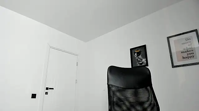 PortraitMarie online show from 22, 1, 2025