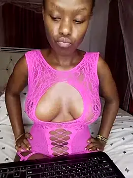 Snapshot of bebygirl143s chatting on 1, 3, 2026 bebygirl143s online show from 1, 3, 2026