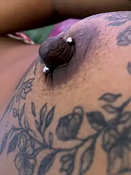 MariaLorenaah online show from 1, 12, 2025