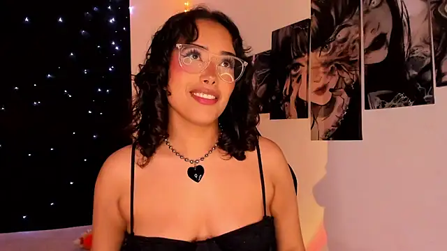Snapshot of willow_poisson chatting on 26, 12, 2024 willow poisson online show from 26, 12, 2024