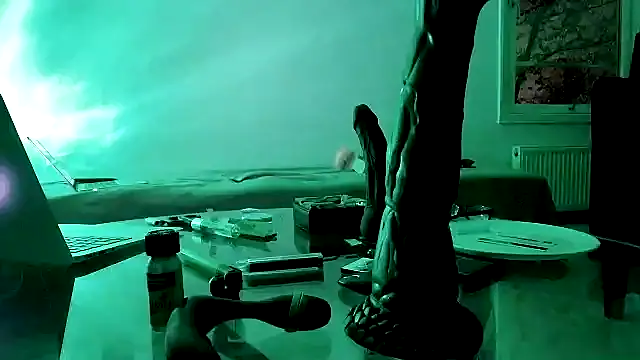 CharlotteVixxens online show from 21, 11, 2025