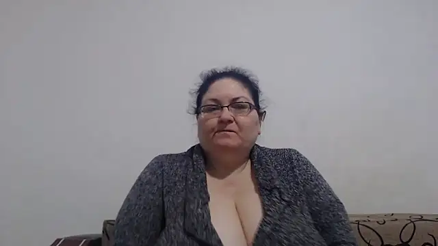 Snapshot of Nykyxo chatting on 22, 4, 2026 Nykyxo online show from 22, 4, 2026