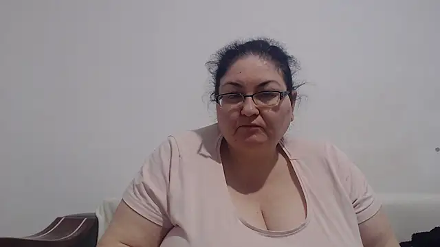Snapshot of Nykyxo chatting on 28, 4, 2026 Nykyxo online show from 28, 4, 2026